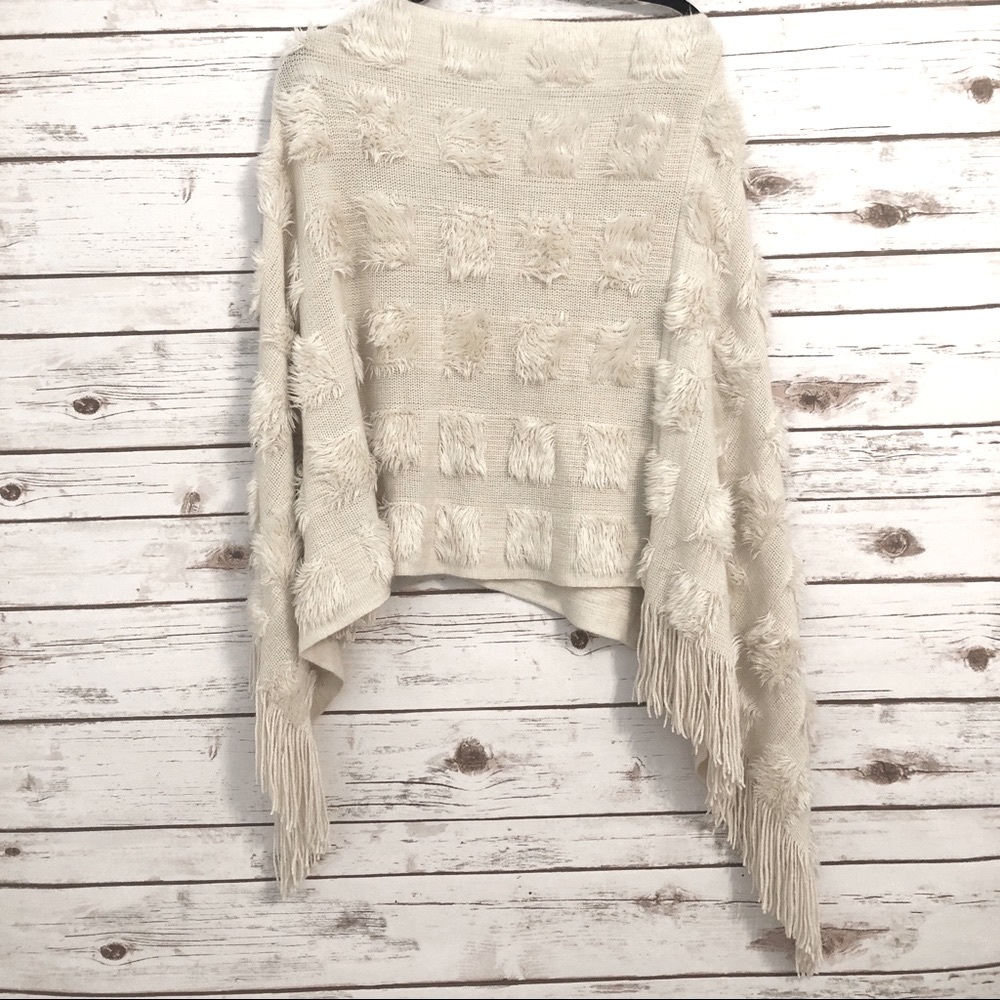 Poncho/Shawl